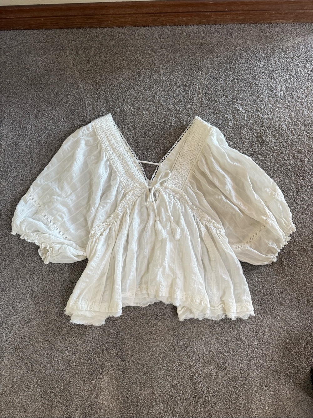 Millibon White Lace-Trim Boho Tie-Front Peasant Top